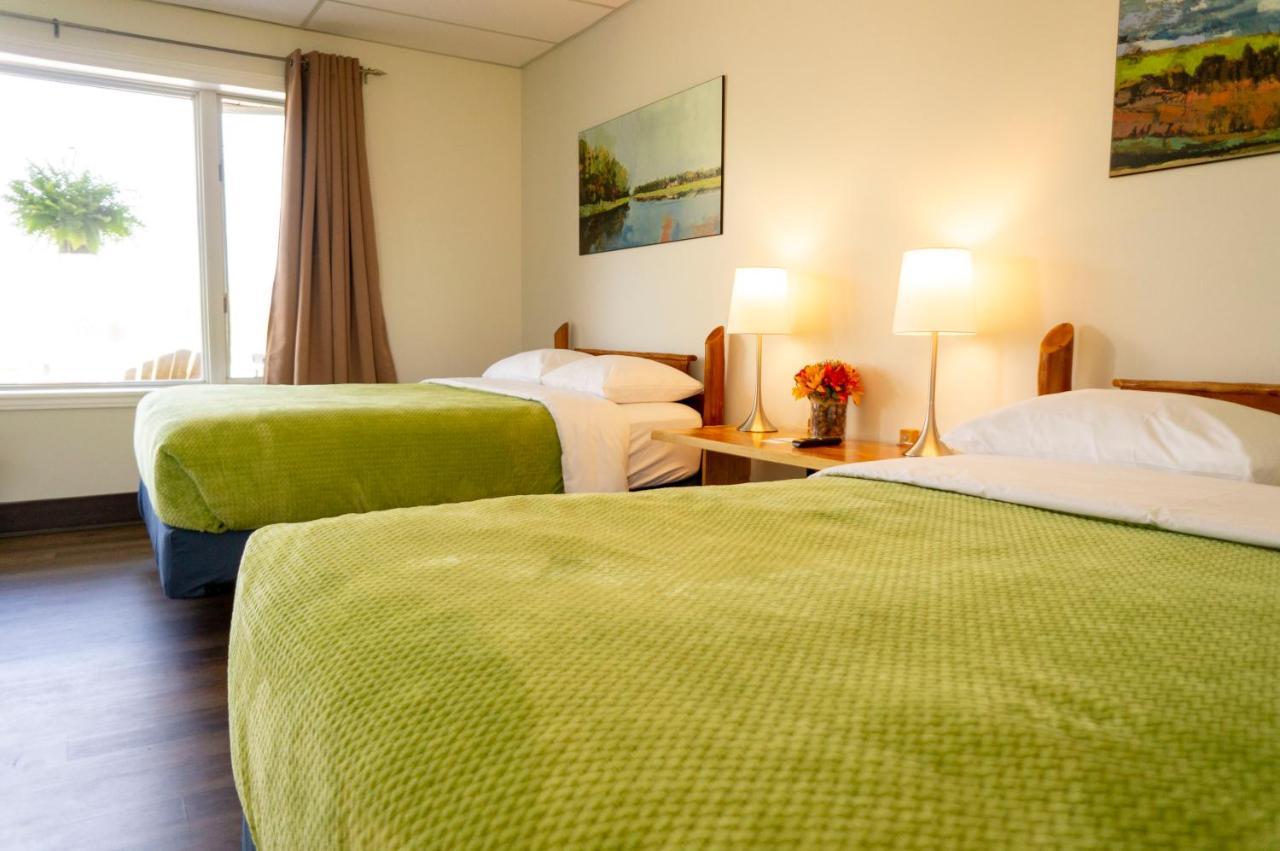 Wayside Motel Manitoulin Manitowaning 外观 照片