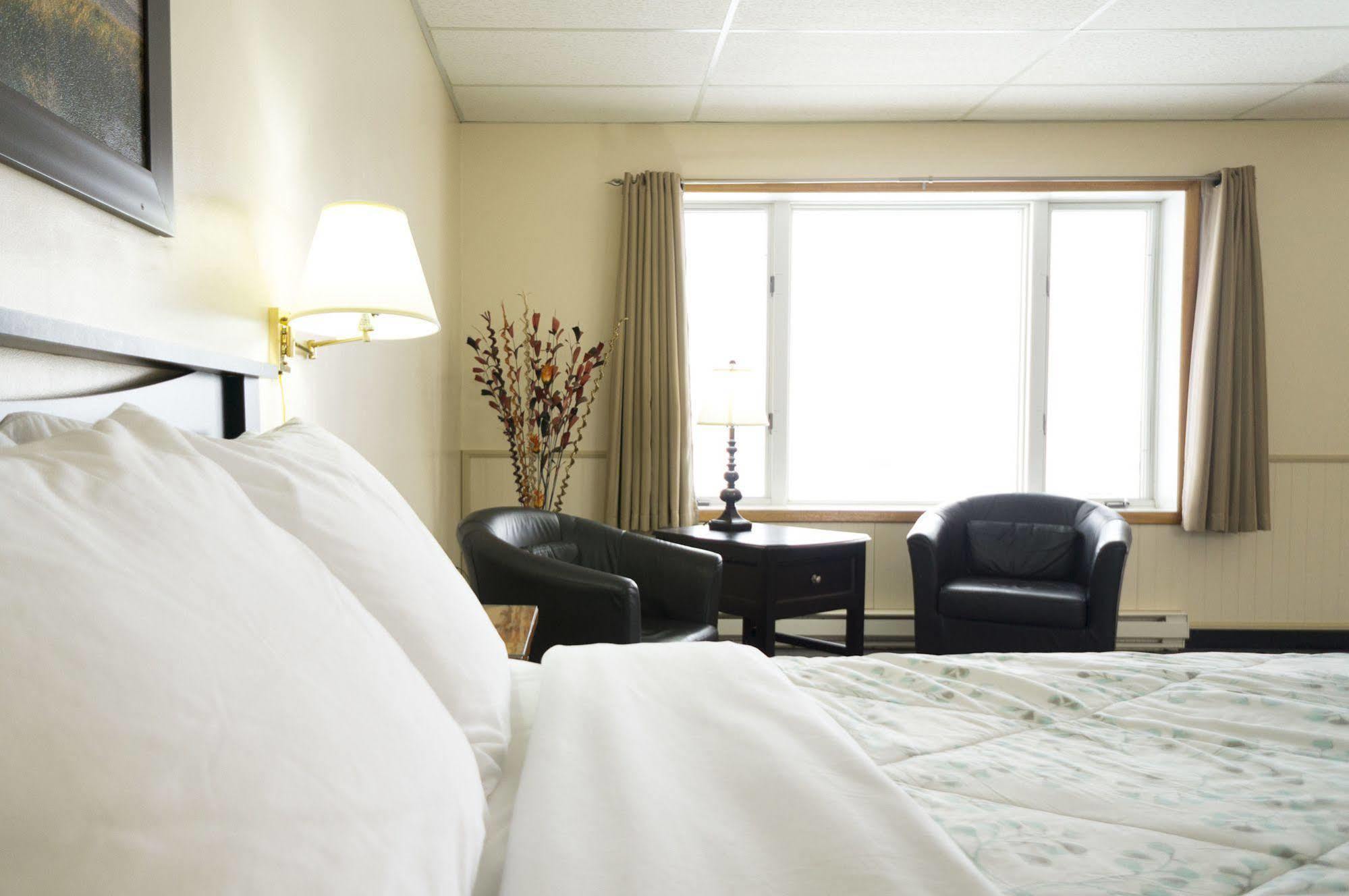 Wayside Motel Manitoulin Manitowaning 外观 照片