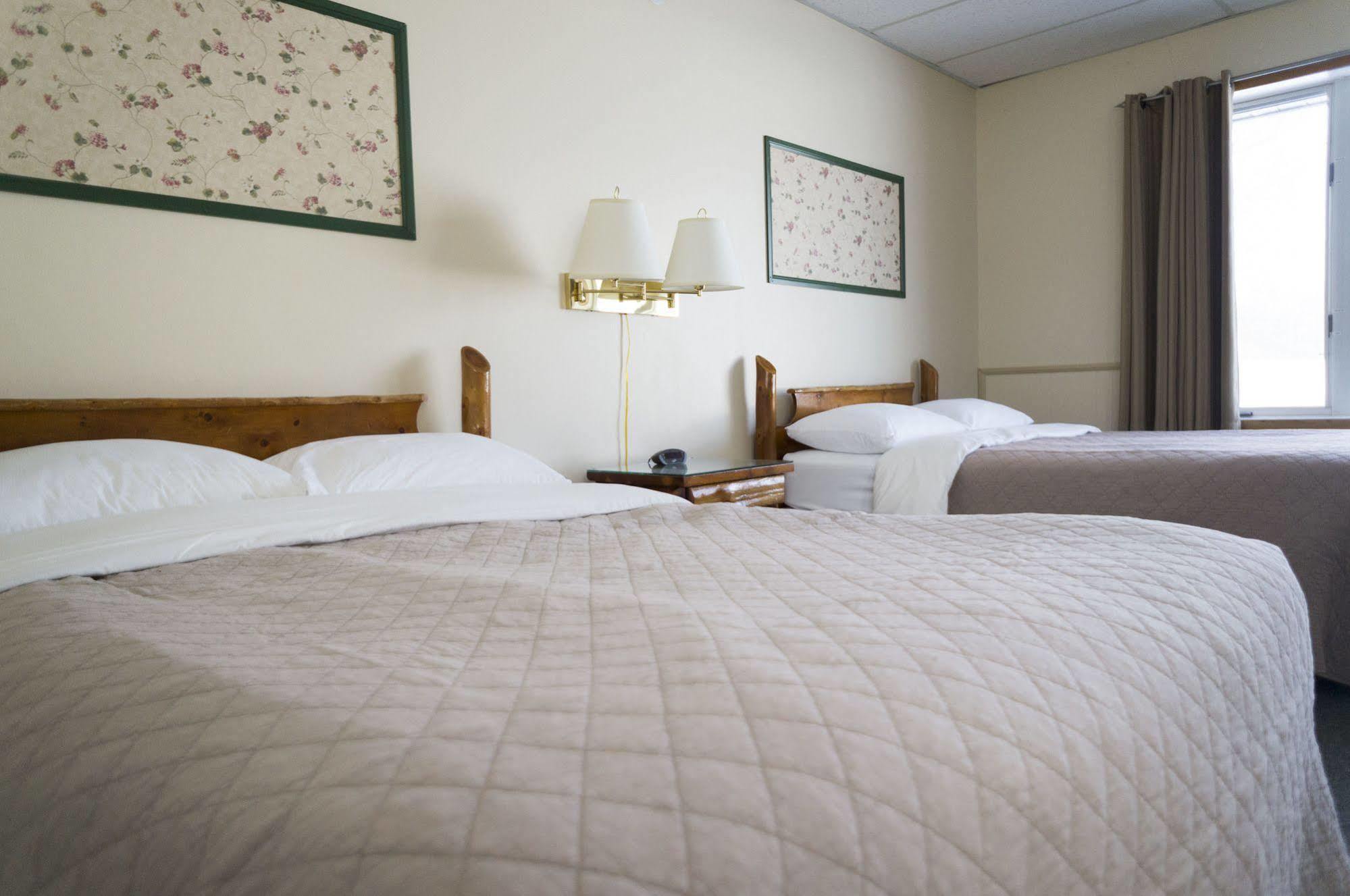 Wayside Motel Manitoulin Manitowaning 外观 照片